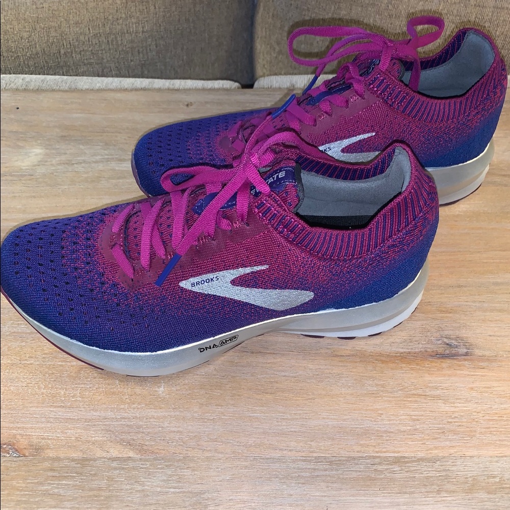 Brooks Levitate 2